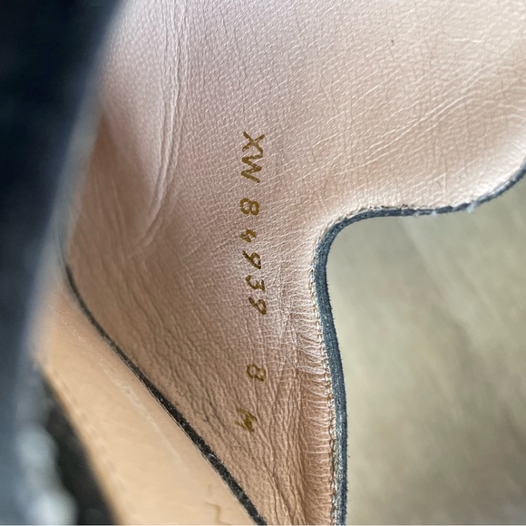 Stuart Weitzman suede shoes - Picture 4 of 5